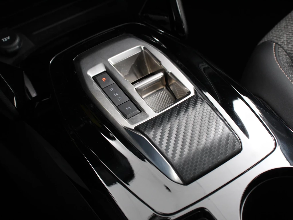 Peugeot 208 – foto 18