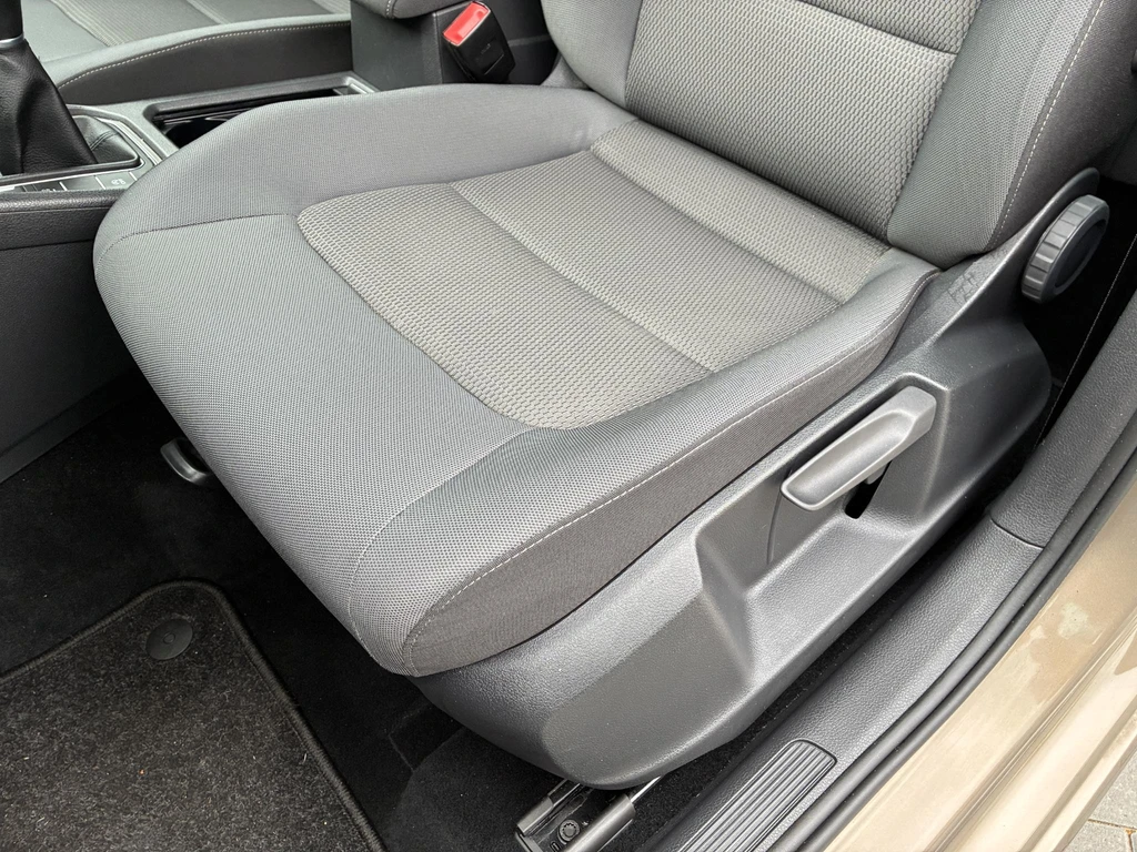 Volkswagen Golf Sportsvan – foto 39