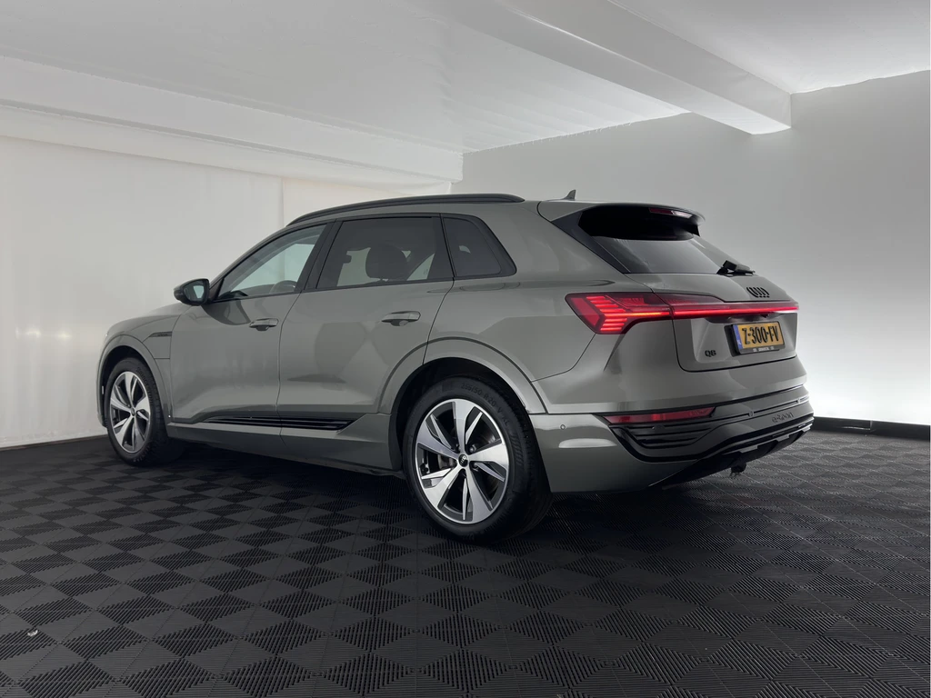 Audi Q8 e-tron – foto 2
