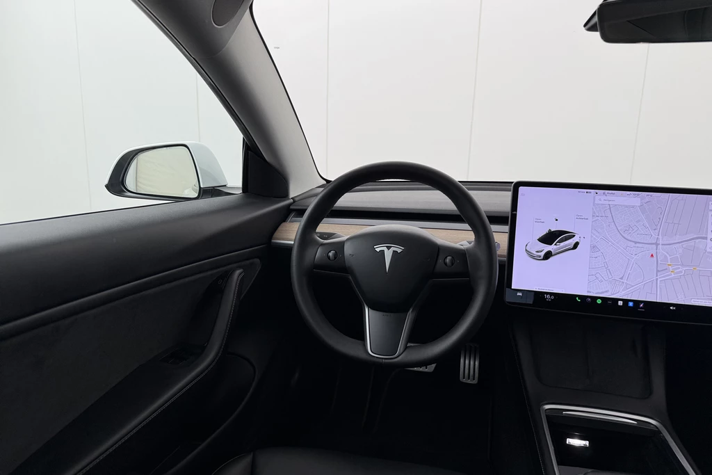 Tesla Model 3 – foto 13