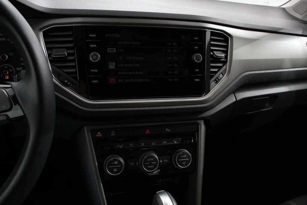 Volkswagen T-Roc – foto 17
