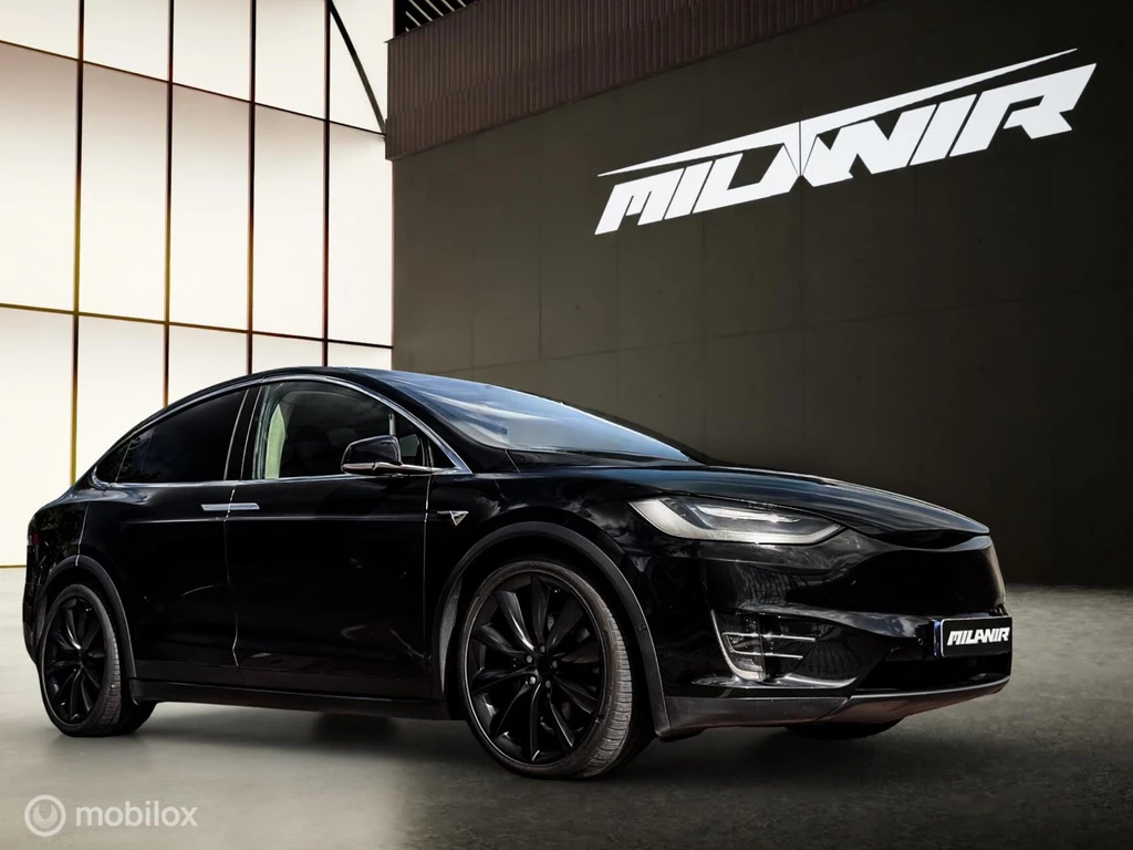 Tesla Model X – foto 6
