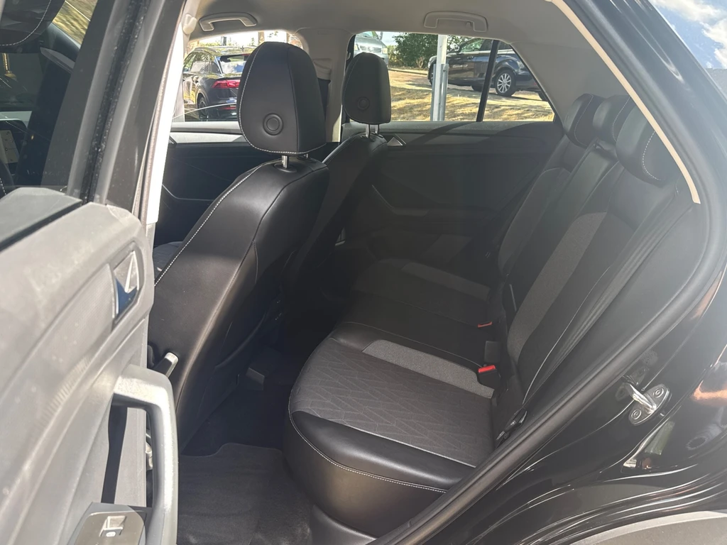 Volkswagen T-Roc – foto 12