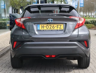 Toyota C-HR – thumbnail 3
