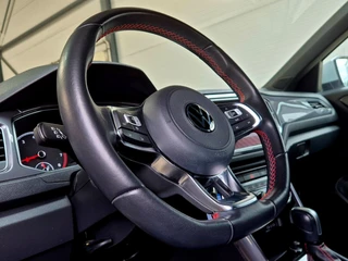 Volkswagen T-Roc – thumbnail 39