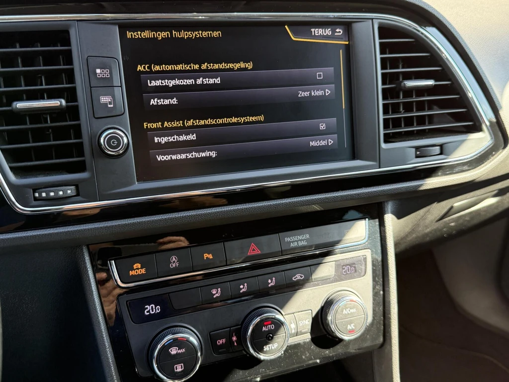 SEAT Leon – foto 32