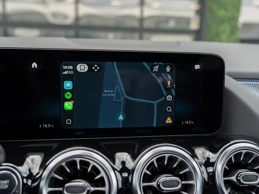 Mercedes-Benz EQA – foto 29