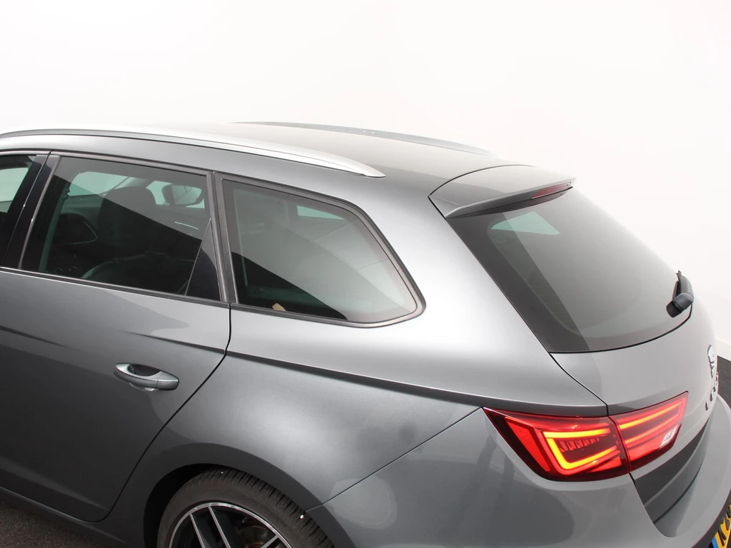 SEAT Leon – foto 3