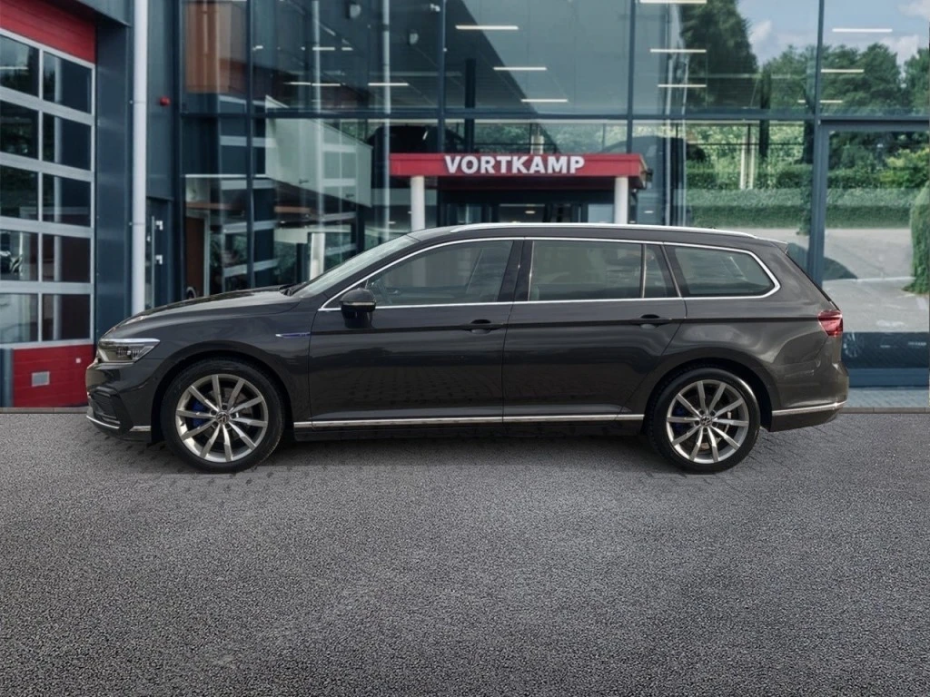 Volkswagen Passat – foto 2