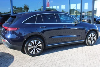 Mercedes-Benz EQC – thumbnail 4