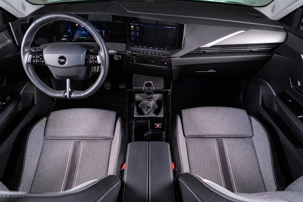 Opel Astra – foto 17