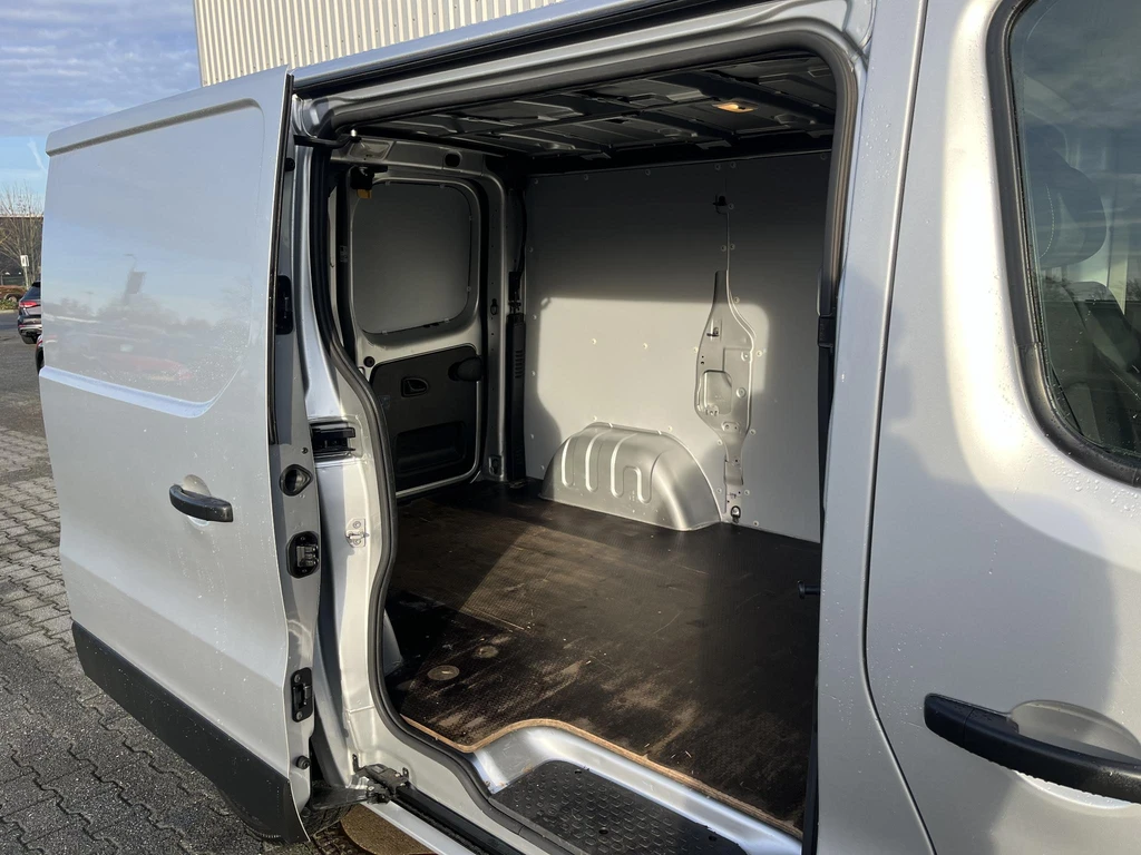 Renault Trafic – foto 12