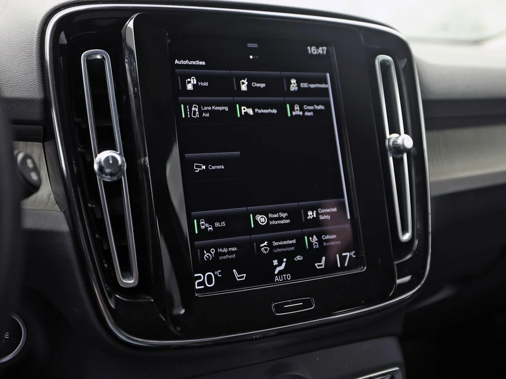 Volvo XC40 – foto 26