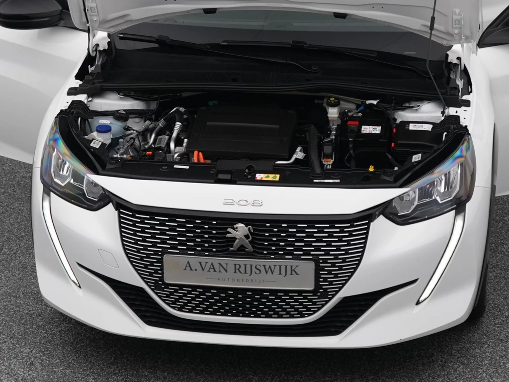 Peugeot e-208 – foto 34