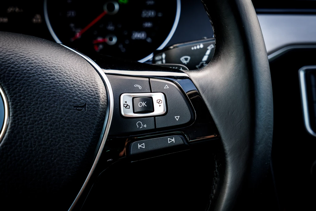 Volkswagen Passat – foto 40