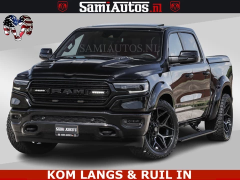 Dodge Ram Pick-Up BLACK BEAST HULK 5.7 V8 | HUD | WIDE BODY | BOM VOL | CREW CAB DUBBELE CABINE | 5 PERSOONS | MEGA DIKKE LIMITED BLACK ON BLACK | ZO GOED ALS NIEUW |
