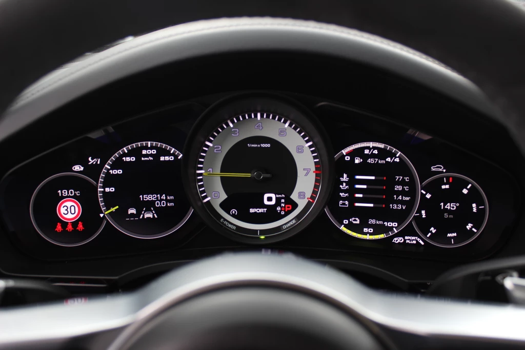 Porsche Cayenne – foto 21