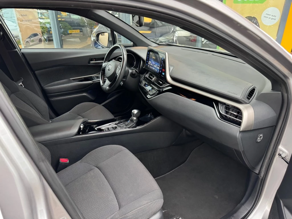 Toyota C-HR – foto 22