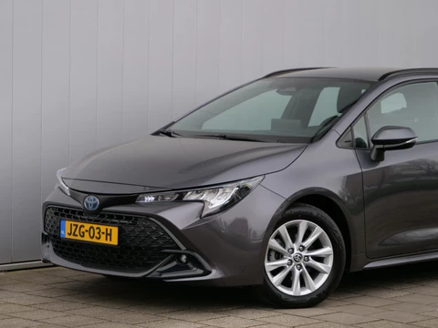 Toyota Corolla Touring Sports Hybrid 140 Pk Business Automaat Apple Carplay / DAB / Camera / Stoel- en stuurverwarming