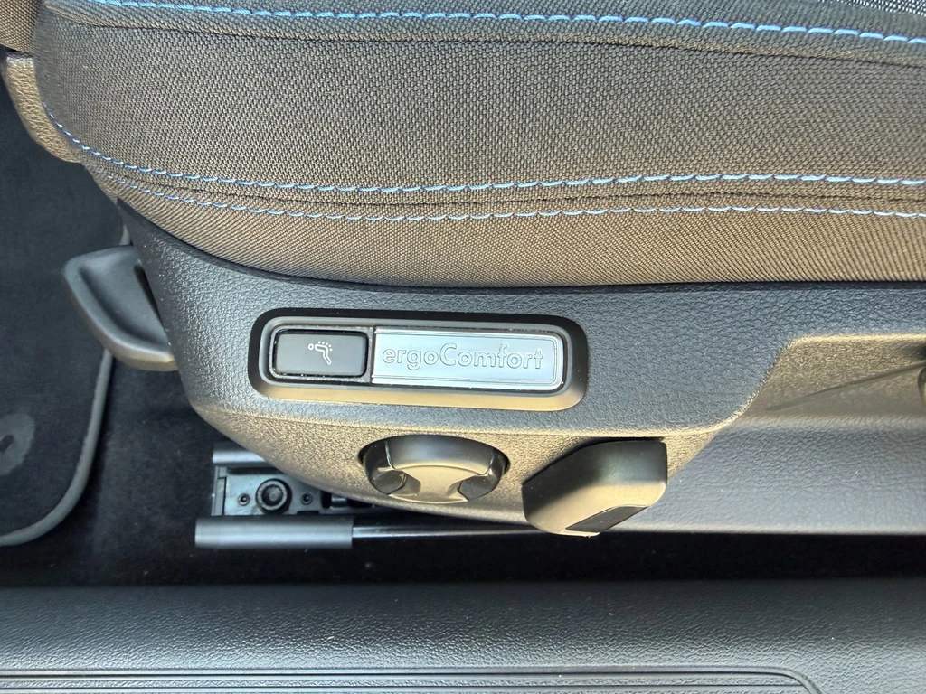 Volkswagen Passat – foto 13