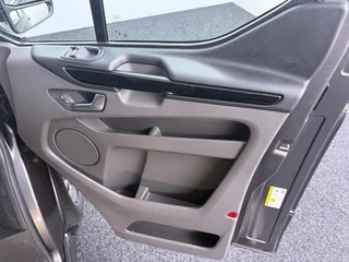 Ford Transit Custom – thumbnail 40