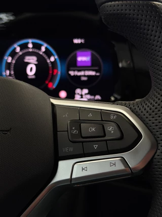 Volkswagen Golf – thumbnail 30