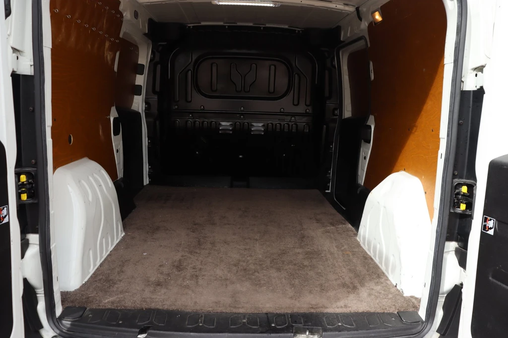 Opel Combo – foto 12