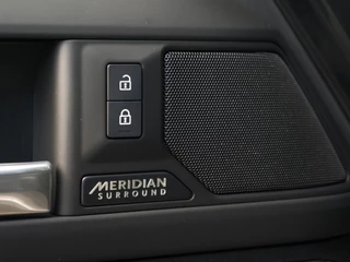 Land Rover Defender – thumbnail 27