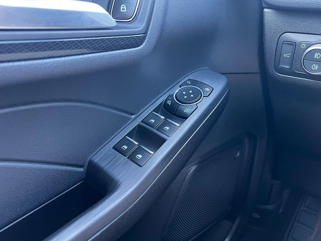 Ford Kuga – foto 18