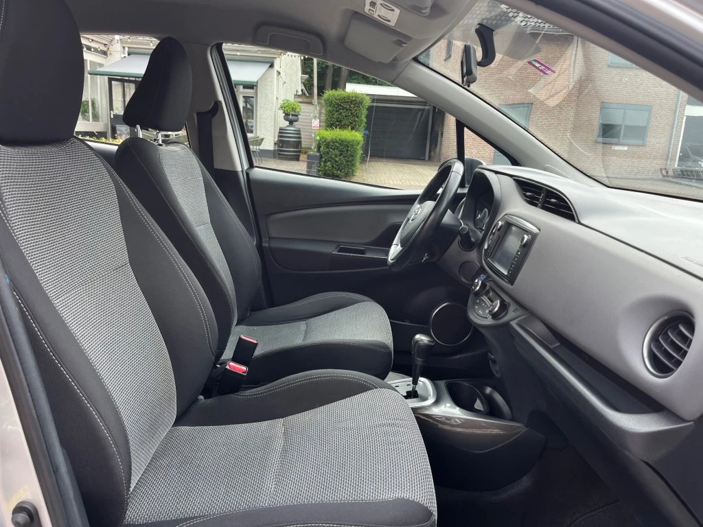 Toyota Yaris – foto 7