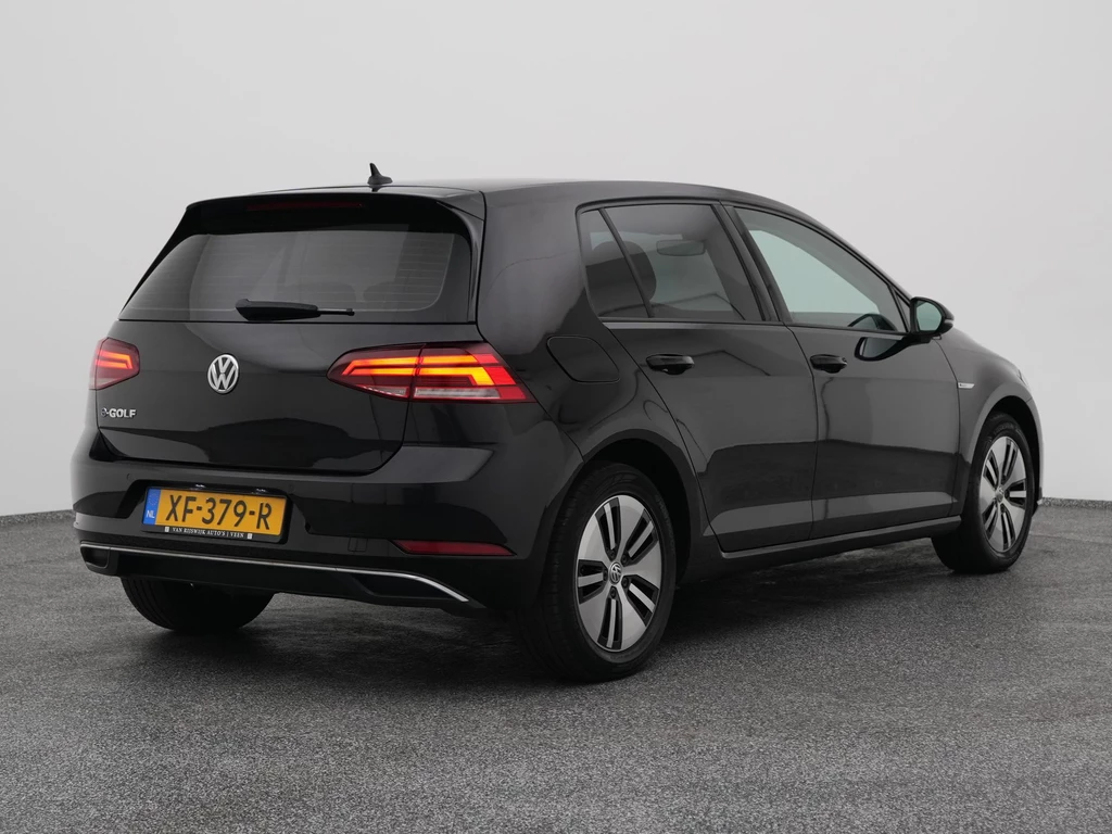 Volkswagen e-Golf – foto 11