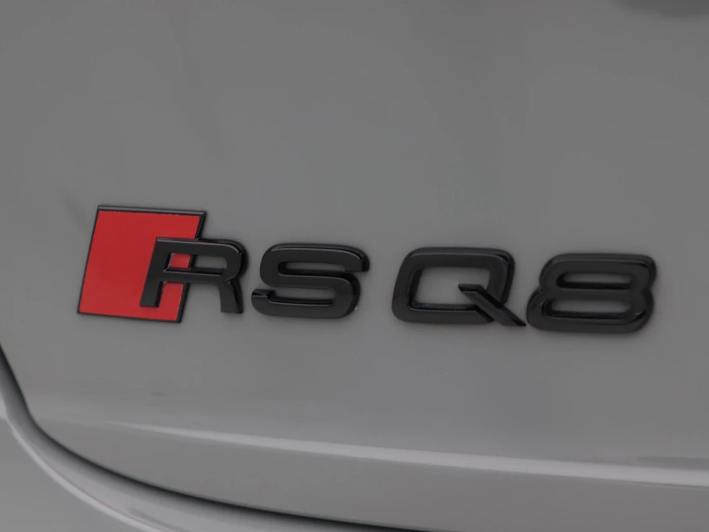 Audi RSQ8 – foto 17