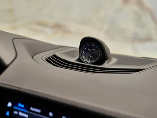 Porsche Taycan – thumbnail 26