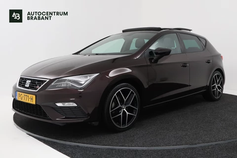 Seat Leon 1.4 EcoTSI FR (PANORAMADAK, TREKHAAK, CAMERA, CRUISE CONTROL, PARKEERSENSOREN, CARPLAY, NAVIGATIE)