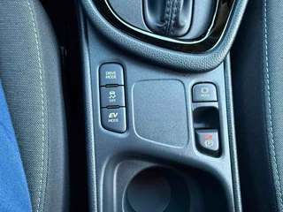 Toyota Yaris – thumbnail 33