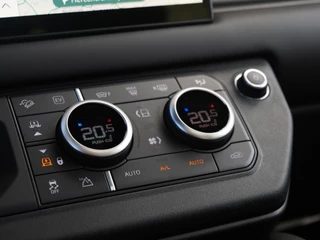 Land Rover Defender – thumbnail 19