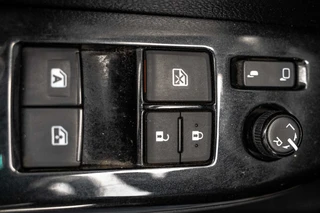 Toyota Hilux – thumbnail 27