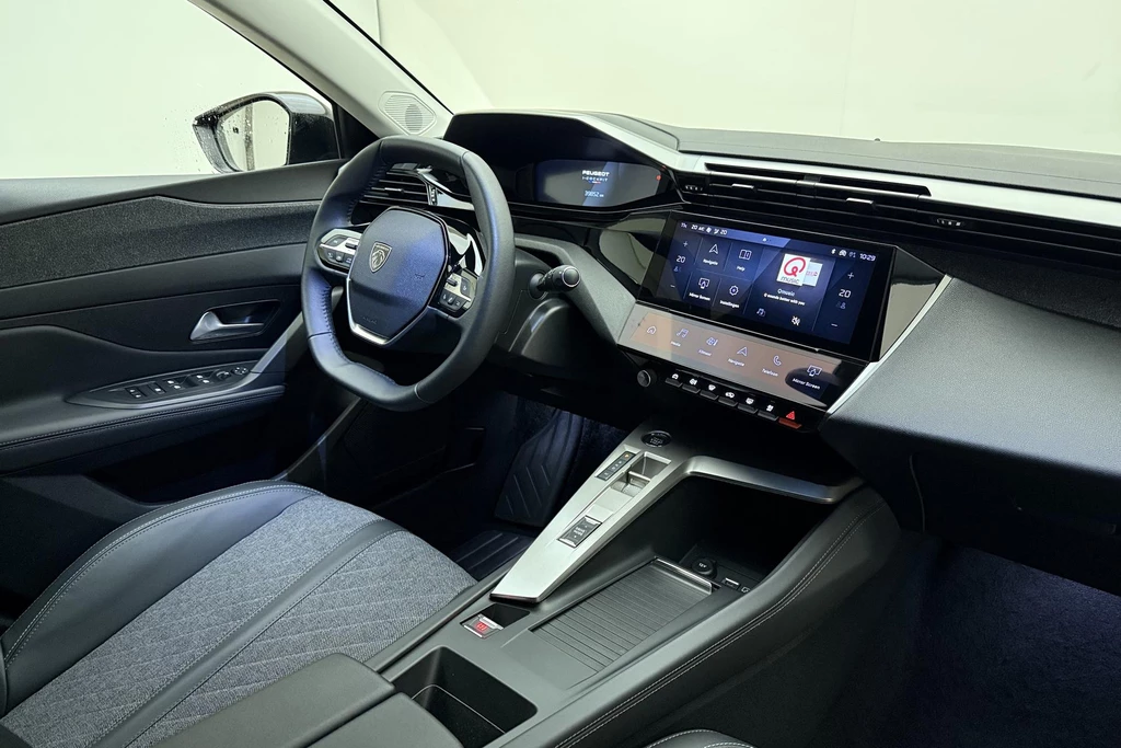 Peugeot 408 – foto 15