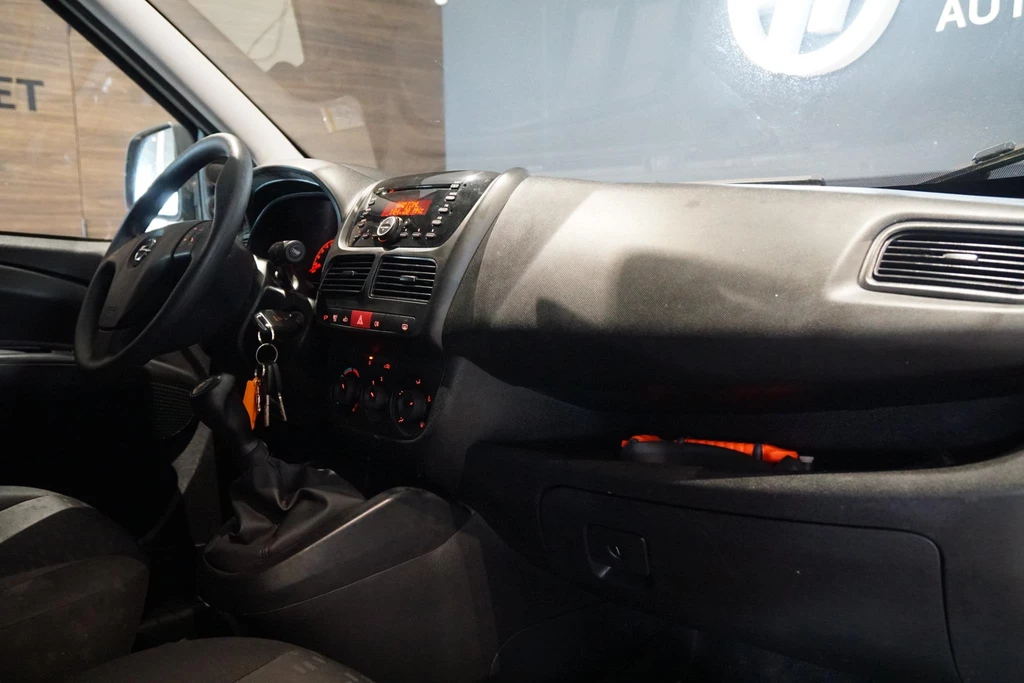 Opel Combo – foto 8