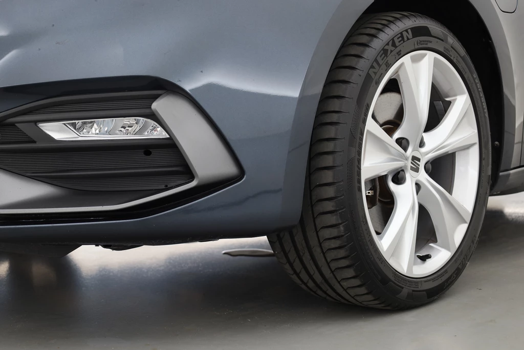 SEAT Leon – foto 39