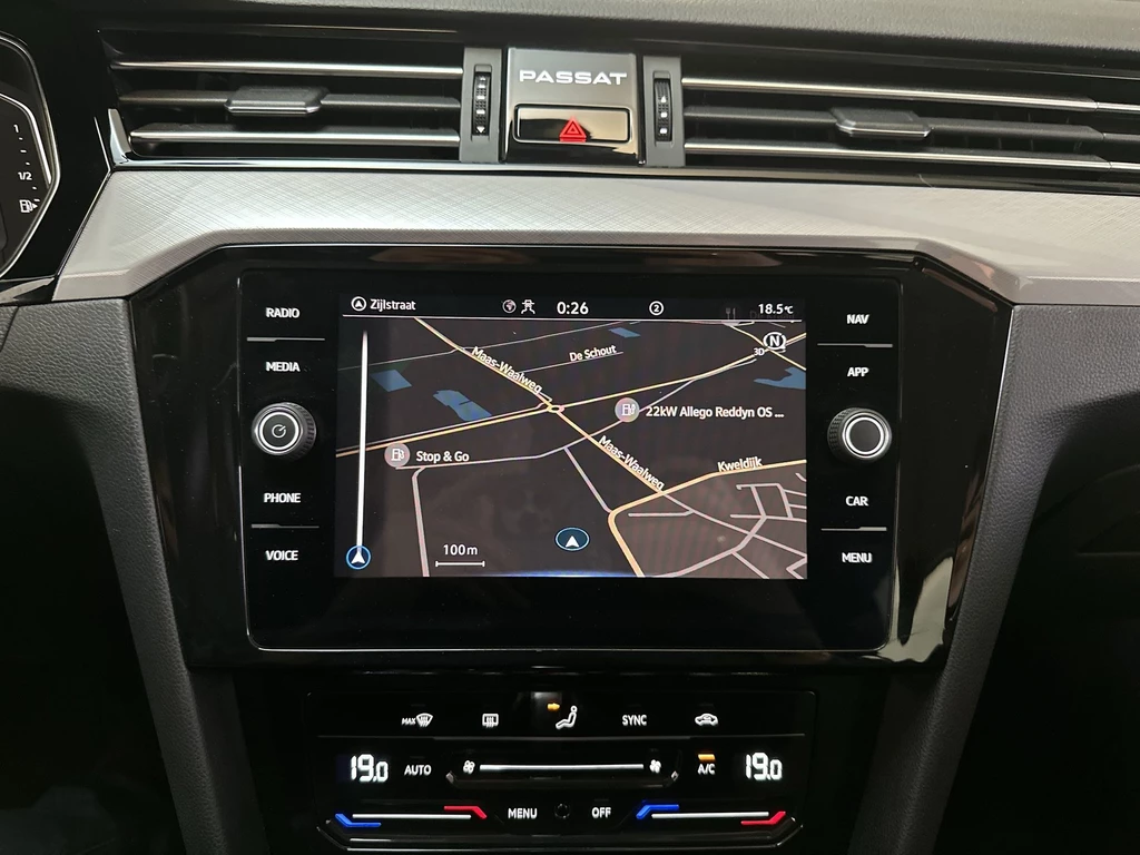 Volkswagen Passat – foto 21