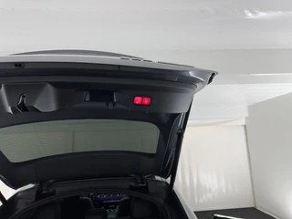 Mercedes-Benz GLE – thumbnail 17