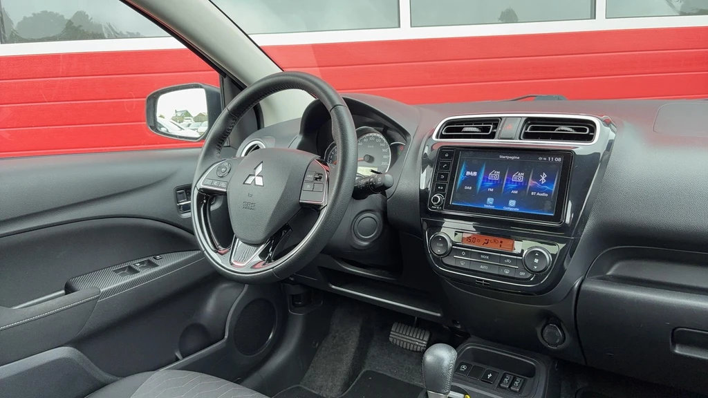 Mitsubishi Space Star – foto 3