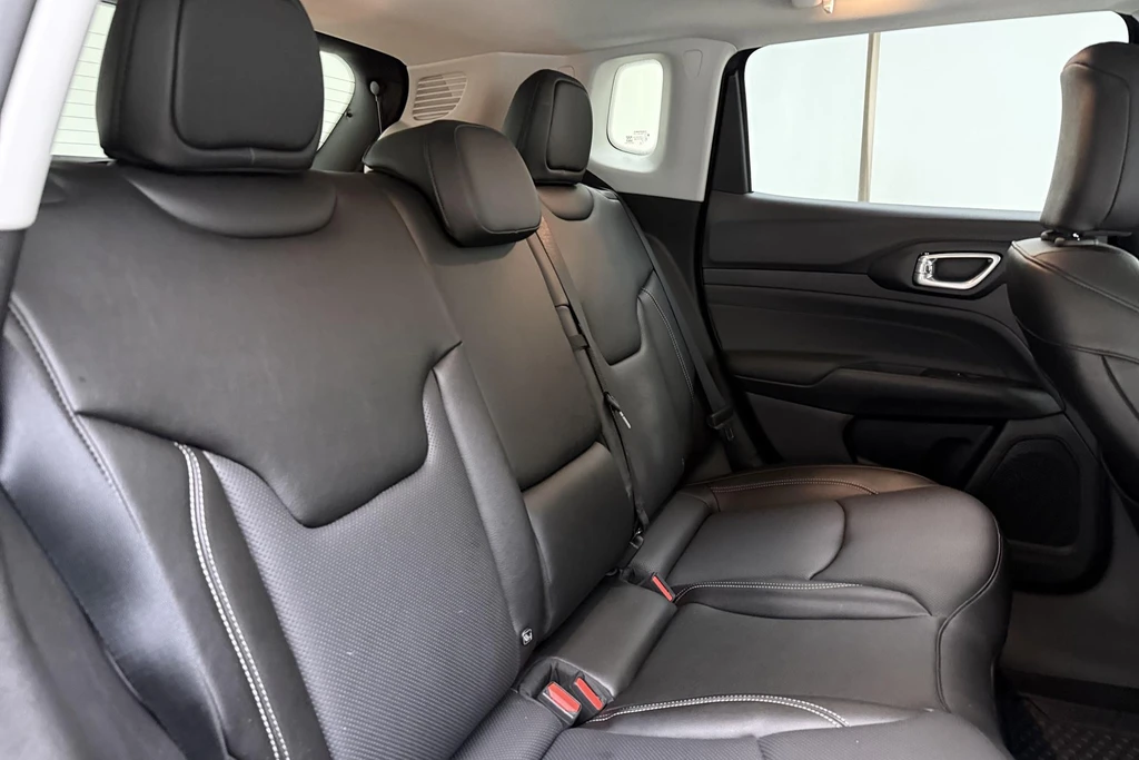 Jeep Compass – foto 16