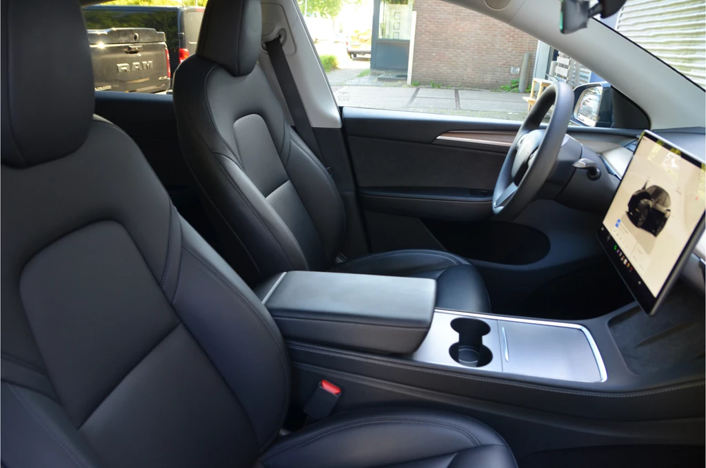 Tesla Model Y – foto 7