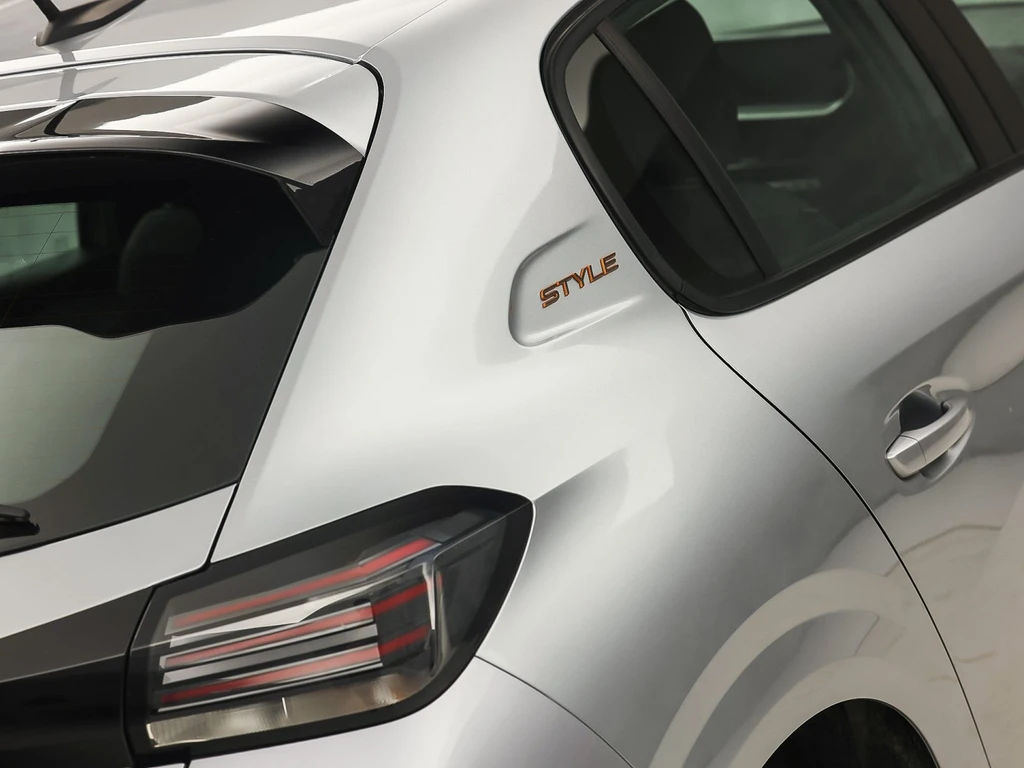 Peugeot 208 – foto 32