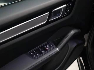 Porsche Cayenne – thumbnail 13