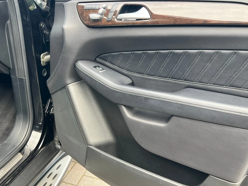Mercedes-Benz GLS – foto 25