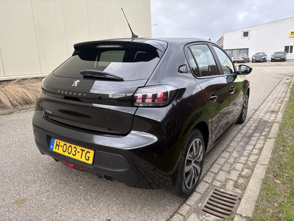 Peugeot 208 – foto 7