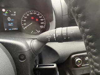 Toyota Yaris – thumbnail 28